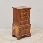 1621 7399 CHEST OF DRAWERS